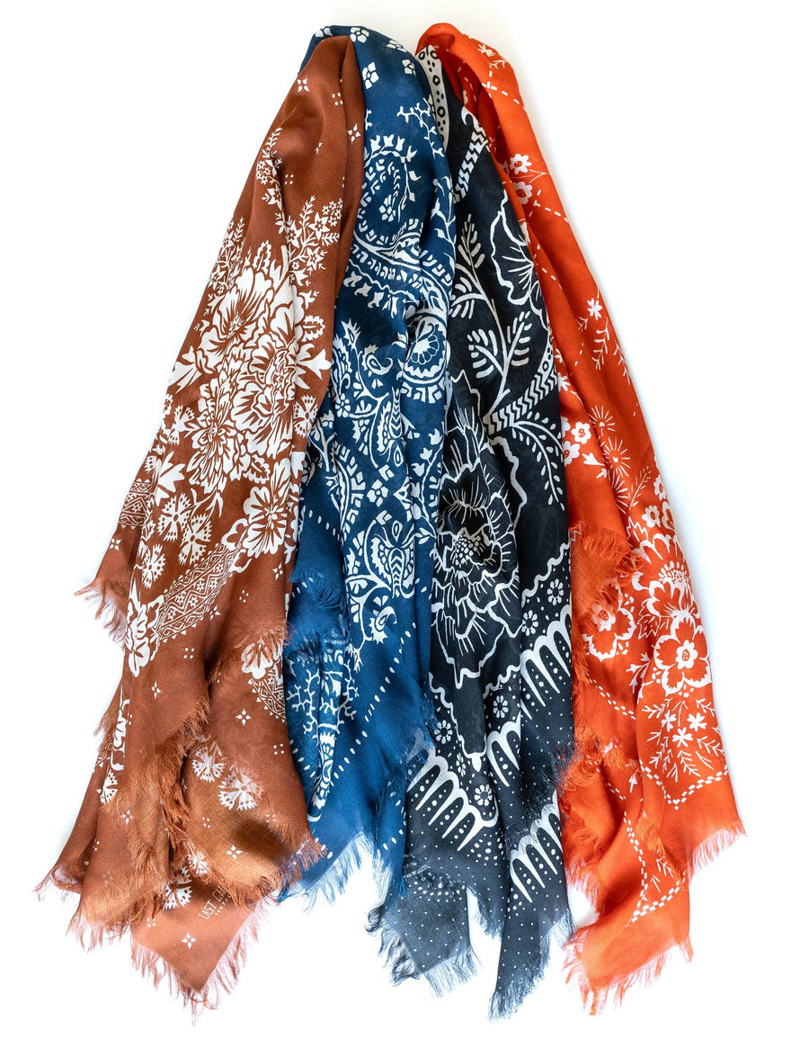 Big Honcho Bandana - Paisley in Navy