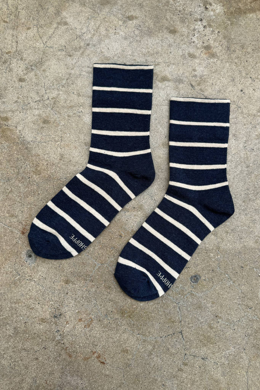Wally Socks - Wide/Grey Stripe