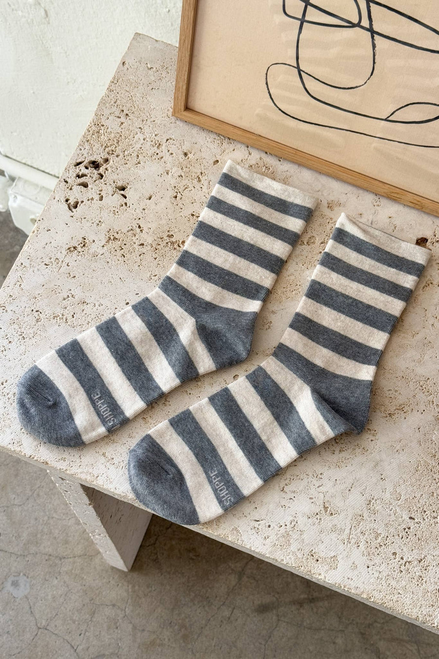 Wally Socks - Wide/Grey Stripe