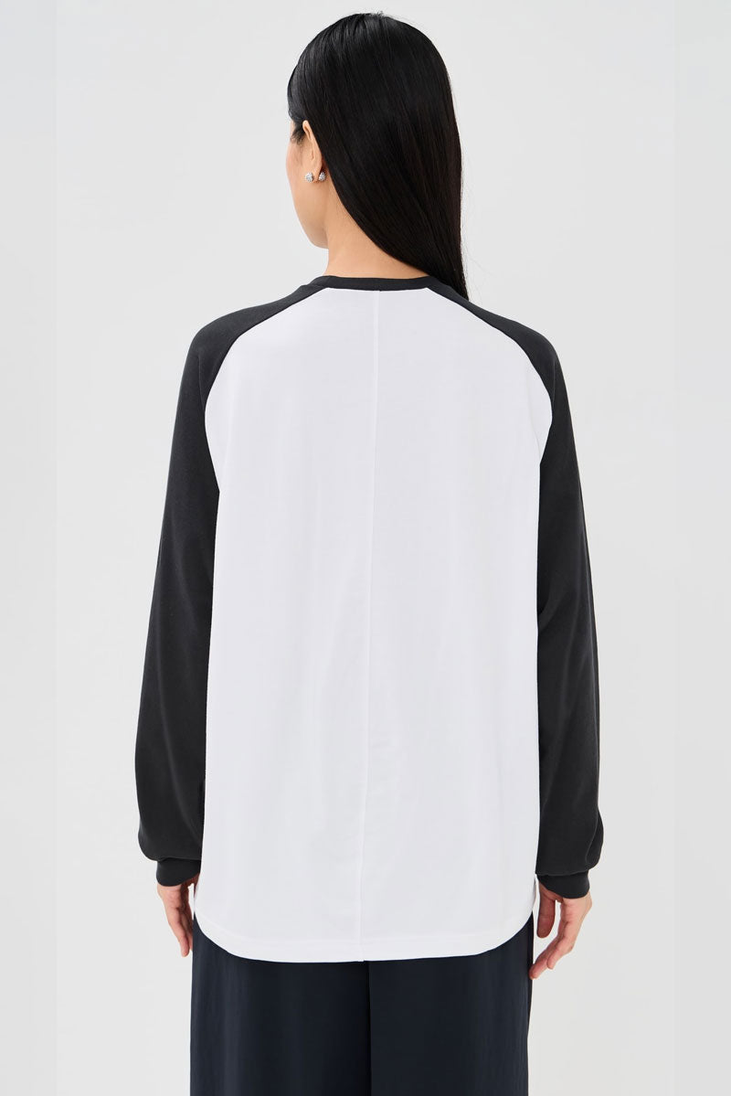 Perfect T Sculpted Baseball T - Black & White Multi