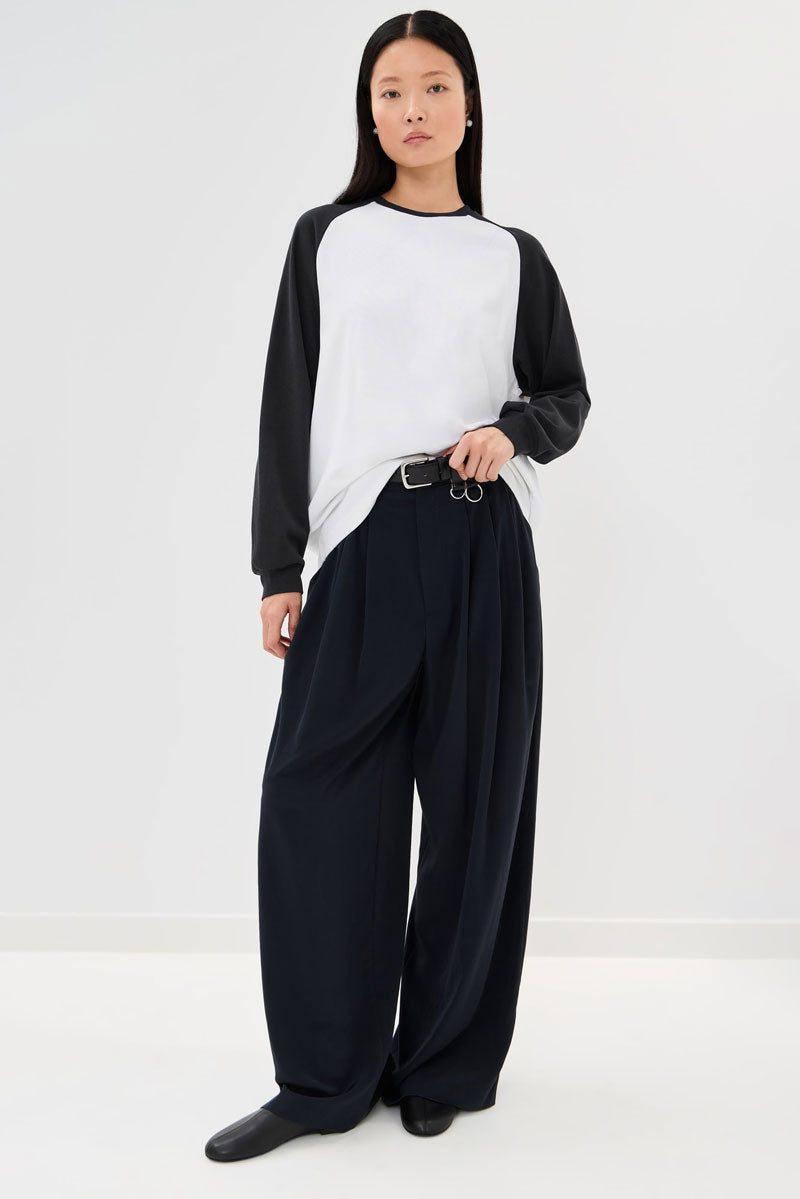 Perfect T Sculpted Baseball T - Black & White Multi