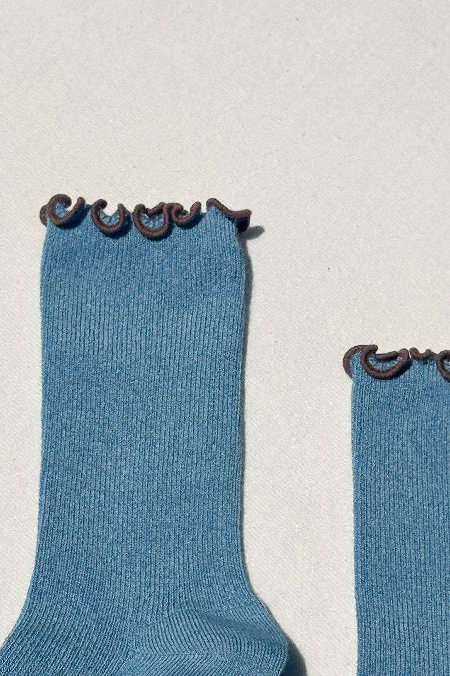 Ruffled Modal Socks - Paprika / Brown Edge